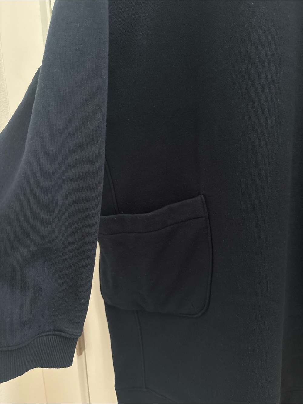 Pomander Place women’s Dark Navy Turtleneck Sweater with Front Pockets - Picture 3 of 5